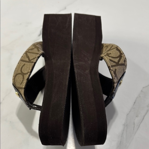Calvin Klein Brown and Tan Sandals - Picture 4 of 5